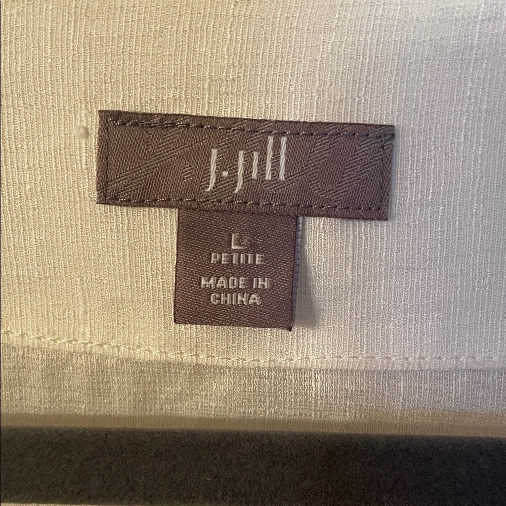 J. Jill Ivory Pleated silk blend V-Neck Tux Top Blouse Large - Picture 2 of 5